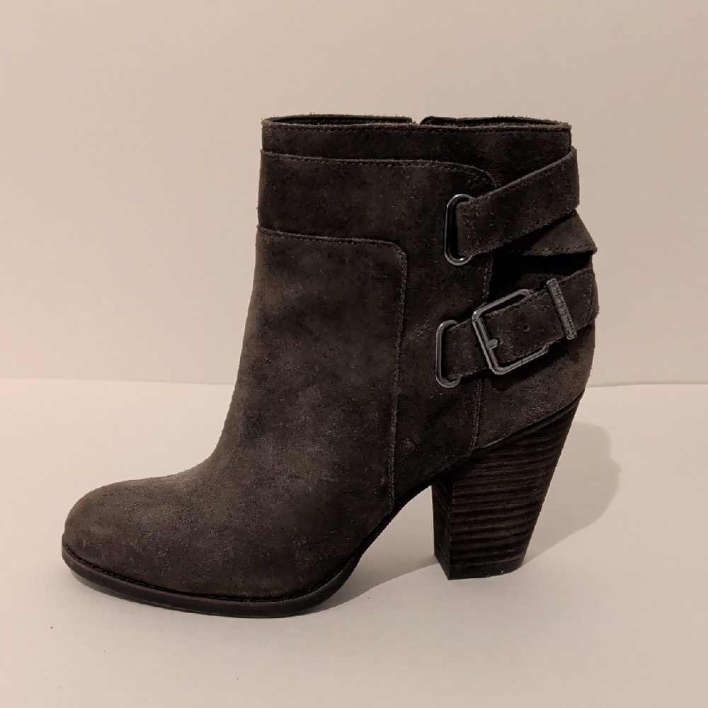 Gianni Bini Dark Brown Ankle Boots with Buckle Detail Women's Size 7